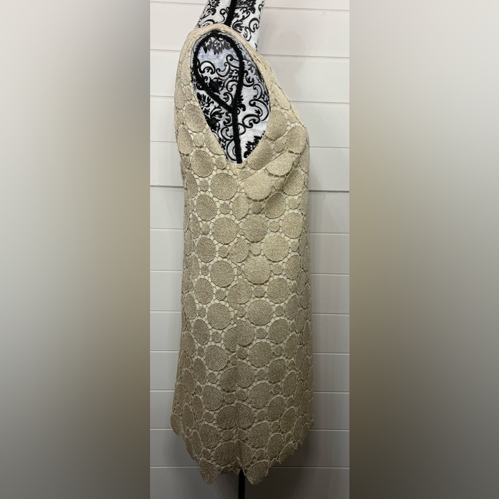 Alice & Olivia Dress Womens 8 Light Gold Metallic Lace Shift Mod Mini Cocktail - Picture 11 of 15